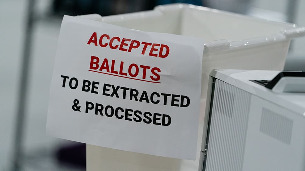 Sidney Powell: "There is tons of evidence that Hundreds of
Thousands of ballots are going to have to be discarded"
(Video) 1