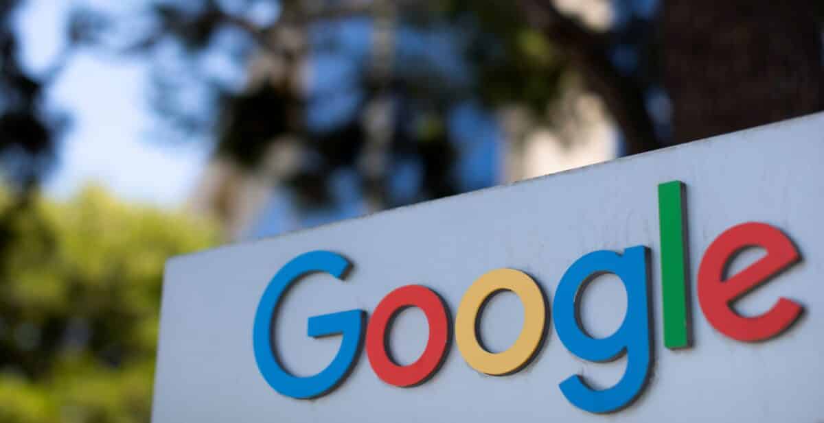 Google Shifted a ‘Minimum’ of 6 Million Votes in 2020
Election: Dr. Robert Epstein 1