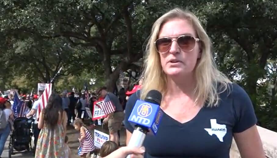 Texas Voter Tells Americans Not to Let the Media Speak for
Them 1