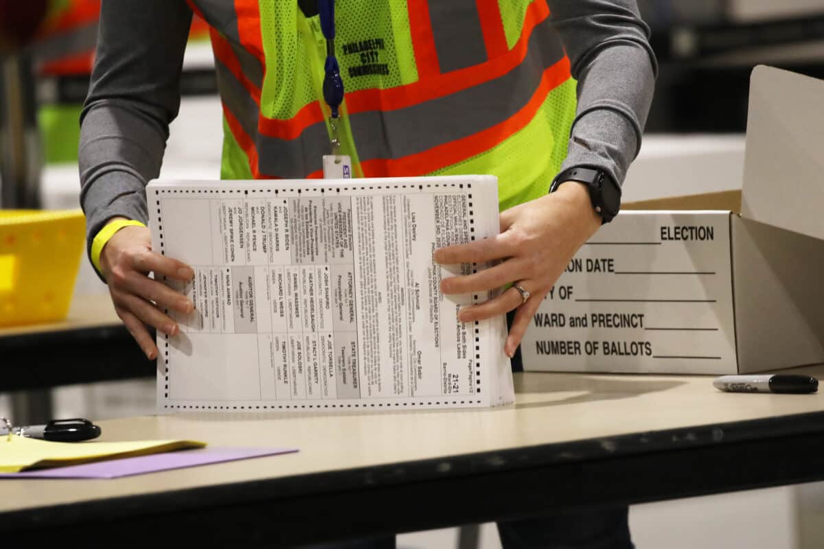 Pennsylvania: 400 Republican Mail-In Votes Not
Received 1