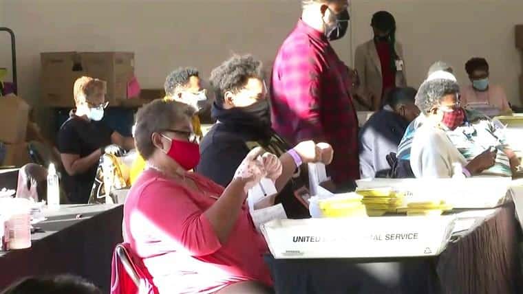 Georgia Recount Monitor Catches 9,626-Vote Error During Hand
Recount 1