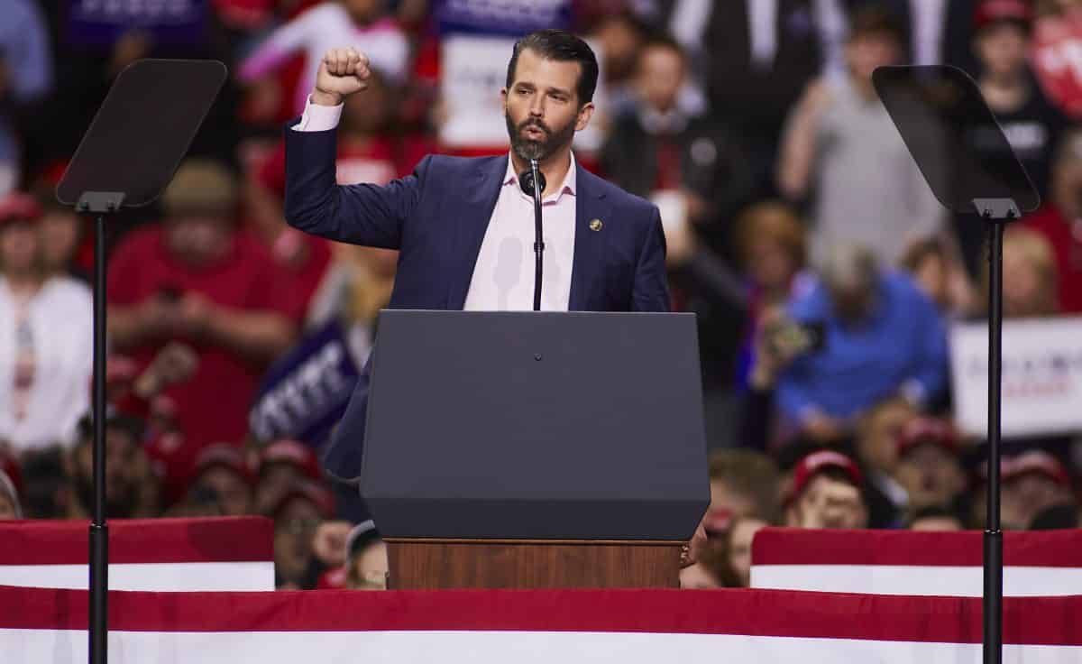 Donald Trump Jr. Calls for Early Voting in Georgia Senate
Race: ‘Do Not Squander This Opportunity’ 1