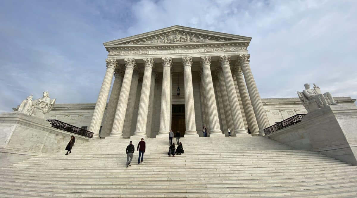 Supreme Court Sets Thursday Deadline for Briefs in Election
Lawsuit Filed by Texas 1