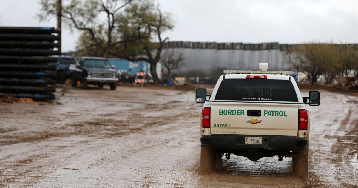 Arizona Sheriff Sounds the Alarm on Biden Border
Policies 1