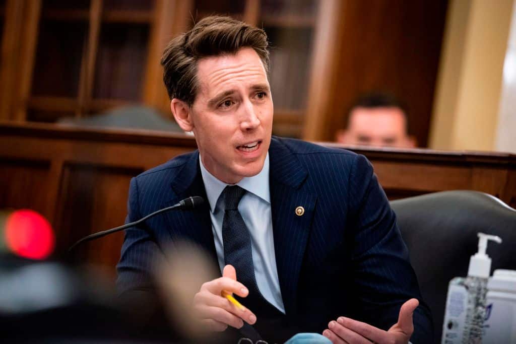Sen. Hawley Says His Goal Was Never to Overturn the
Election 1