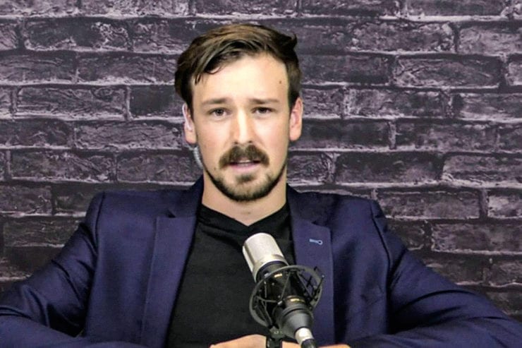PARLER CEO Condemns Censorship of Facebook and Twitter
Oligarchs: “If we must restrict and censor the voices of people to
keep our country safe then our country is already lost” 1