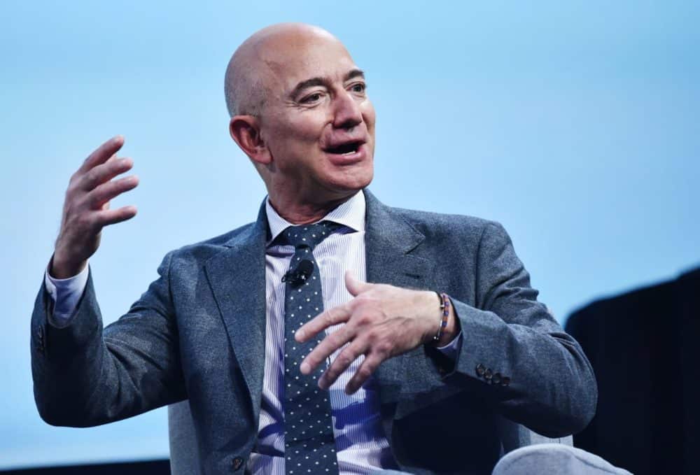 Jeff Bezos Loved Mail-In Voting For The 2020 Election, But
Not For Amazon Unionization Efforts 1