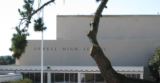 Parents Rebel Against California High School's Plan to Open
for One Hour a Week 1
