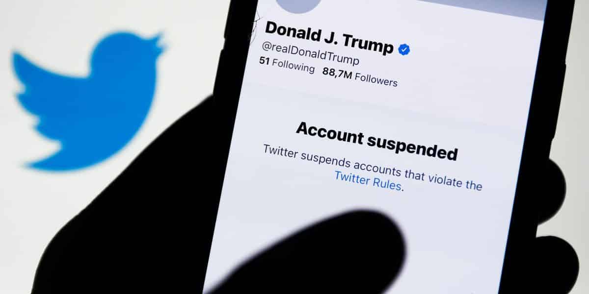 Twitter says Trump is banned forever from tweeting, even if
he runs for president again 1