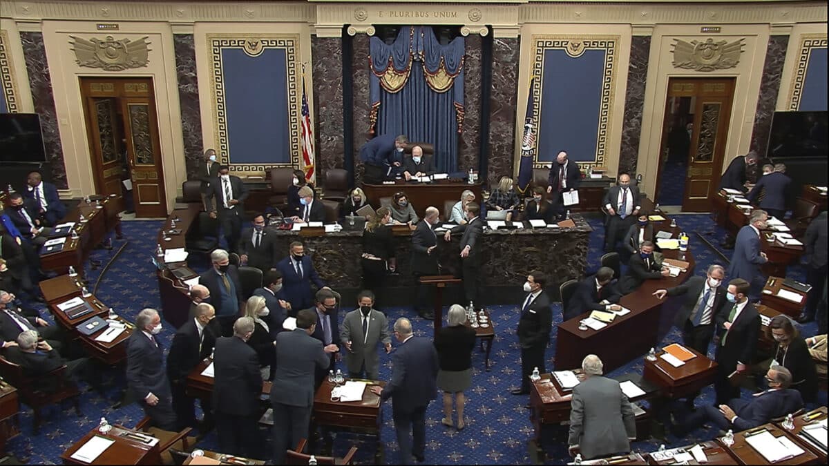 Senate Votes to Subpoena Witnesses for Trump Impeachment
Trial 1