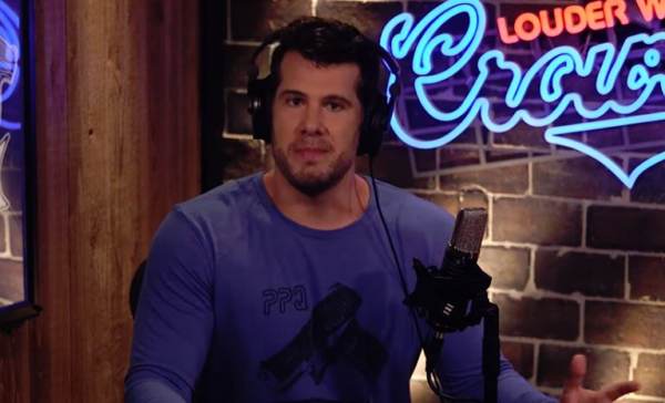Steven Crowder Revealed Voter Fraud This Past Week on His
Show “Louder with Crowder” So Twitter Banned Him 1