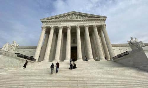 Supreme Court Appears Favorable To Arizona Election
Integrity Laws 1