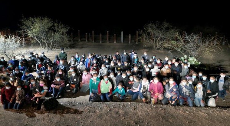 Over 130 Illegal Aliens Surrender to Arizona Border Patrol –
Transported to Tucson for Processing 1