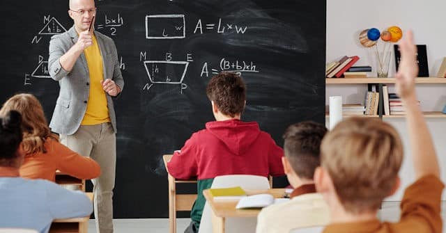 Top American Scientists Voice ‘Alarm’ at Woke California
Math Curriculum 1
