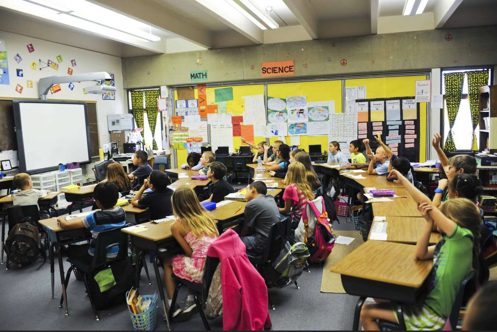 Arizona House Passes the “Unbiased Teaching Act,” Barring
Racist, Sexist, & Politicized Instruction 1