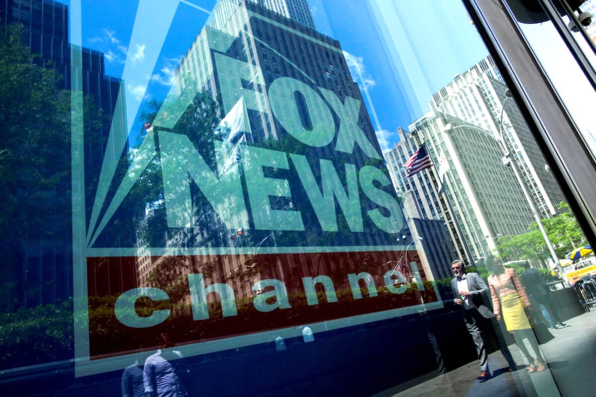 Fox News Files to Dismiss Dominion Voting Systems’ $1.6
Billion Lawsuit 1