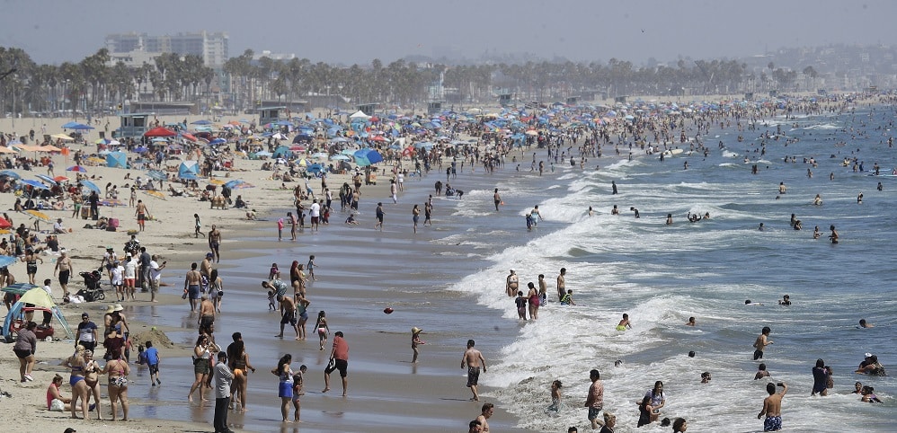 Californians Travel & Relax Before State Lifts COVID
Regulations 1