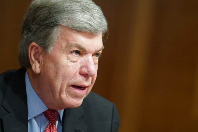 Sen. Roy Blunt urges President Trump to focus on midterm
elections 1