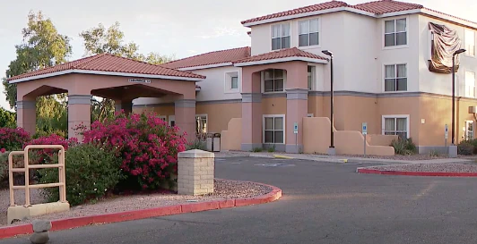 Arizona Leftists Protest Hotel being Turned into a Migrant
Center 1