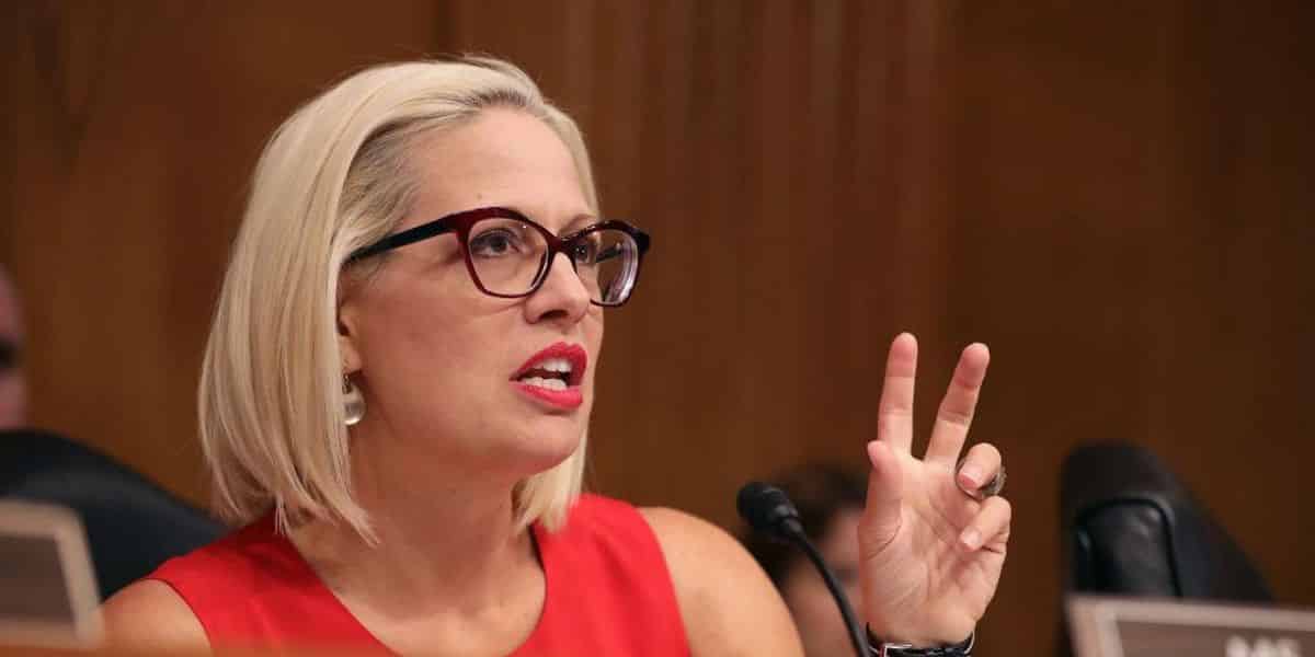 Kyrsten Sinema defends filibuster ahead of Senate vote on
'For the People Act' — which Republicans will block 1