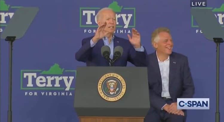 Joe Biden Gets Heckled at Virginia Rally For Terry McAuliffe
(VIDEO) 1