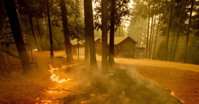 California Caldor Fire Threatening Iconic Lake Tahoe and
Surrounding Area 1
