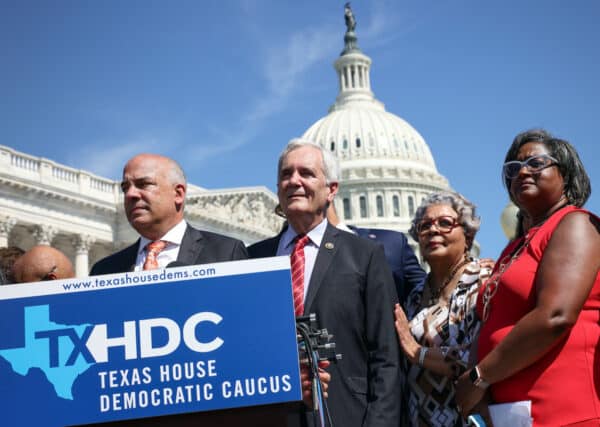 Texas Democrats Return, End 38-Day Holdout Over Election
Reform Bill 1