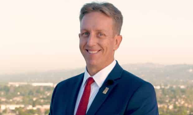 UP AGAINST THE WALL: California Congressional Candidate Says
Anti-Vaxxers Should Be Shot 1