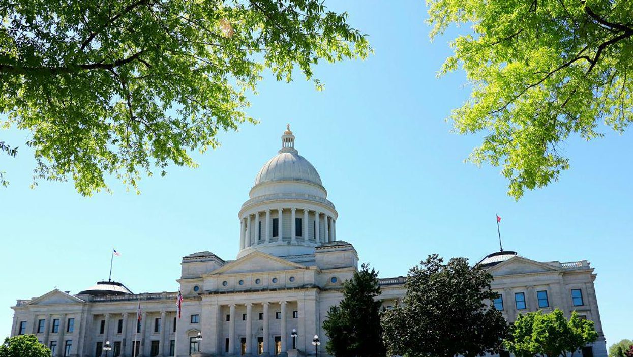 Horowitz: Arkansas Legislature declines to vote on
protection against employer mandate of experimental shot 1