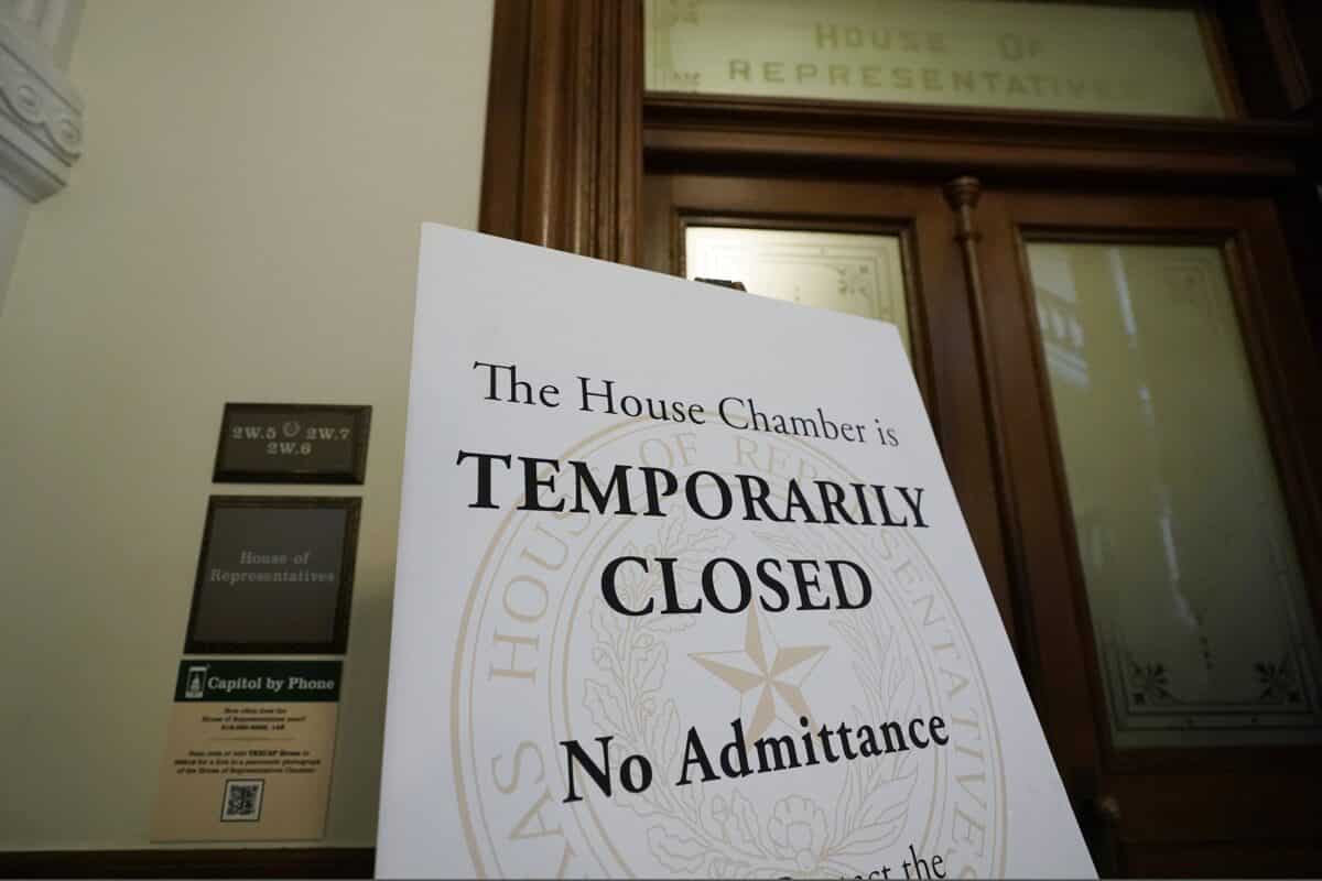 Texas Senate Passes Election Reform Bill After Democrat Ends
Filibuster 1