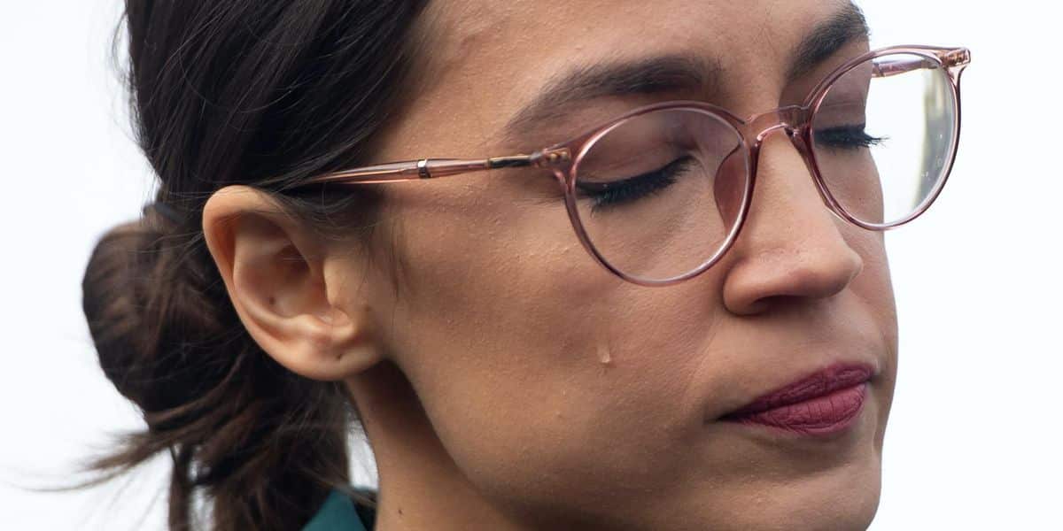 Progressives lash out at Ocasio-Cortez after she releases a
non-explanation for her vote on Israeli defense 1