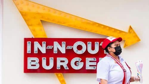 California Shuts Down Another In-N-Out Burger For Refusing
To Be "Vaccine Police" 1