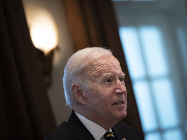 Poll: Plurality of Voters Say Joe Biden Is Not 'Mentally
Fit' 1