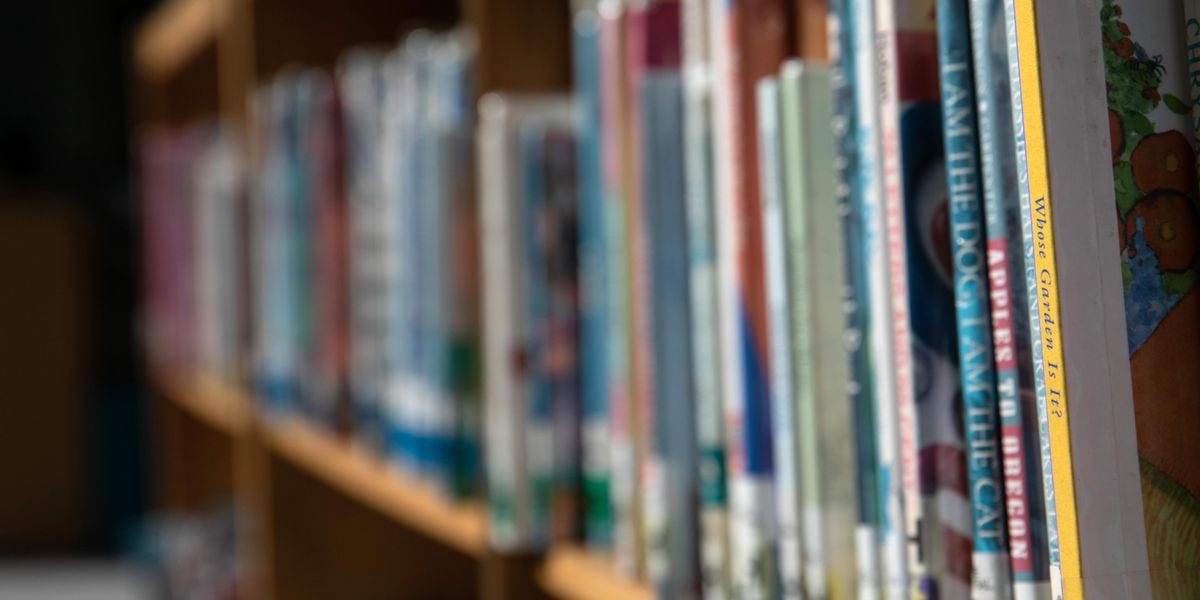 Furious mother who exposed 'pedophilia,' pornography in high
school library books now banned from high school library:
Report 1