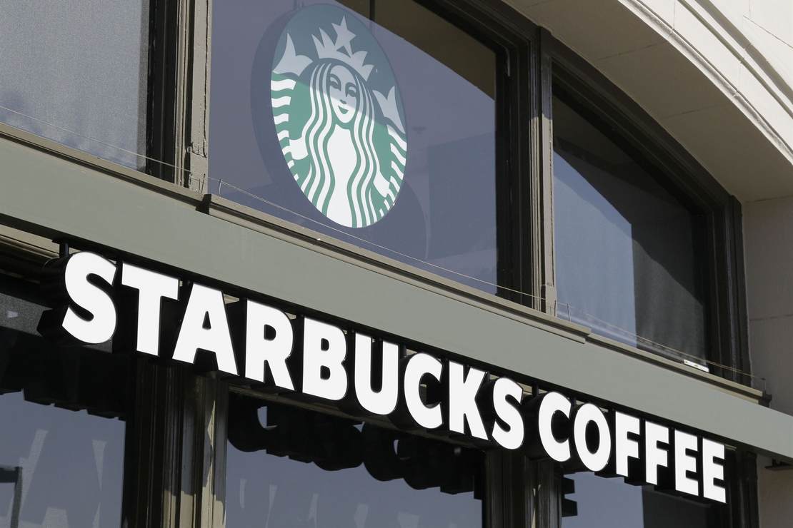 Hooray For Capitalism! Starbucks Workers in Buffalo Vote to
Unionize 1