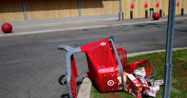 Woman Charged with Stealing $40K of Merchandise from
California Target Out of Jail 1