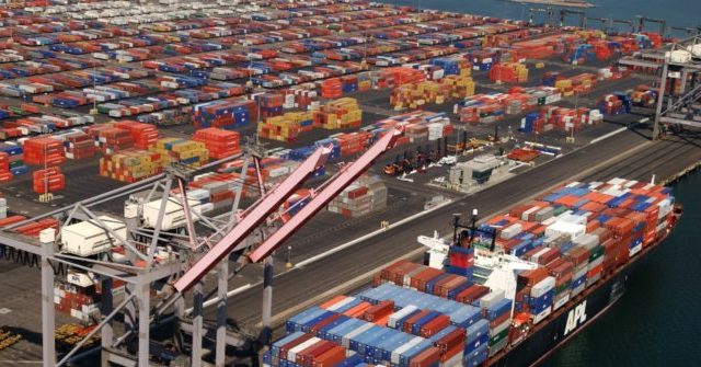 Report: Over 120 Ships Waiting to Unload Cargo in California
as Supply Chain Crisis Rages 1