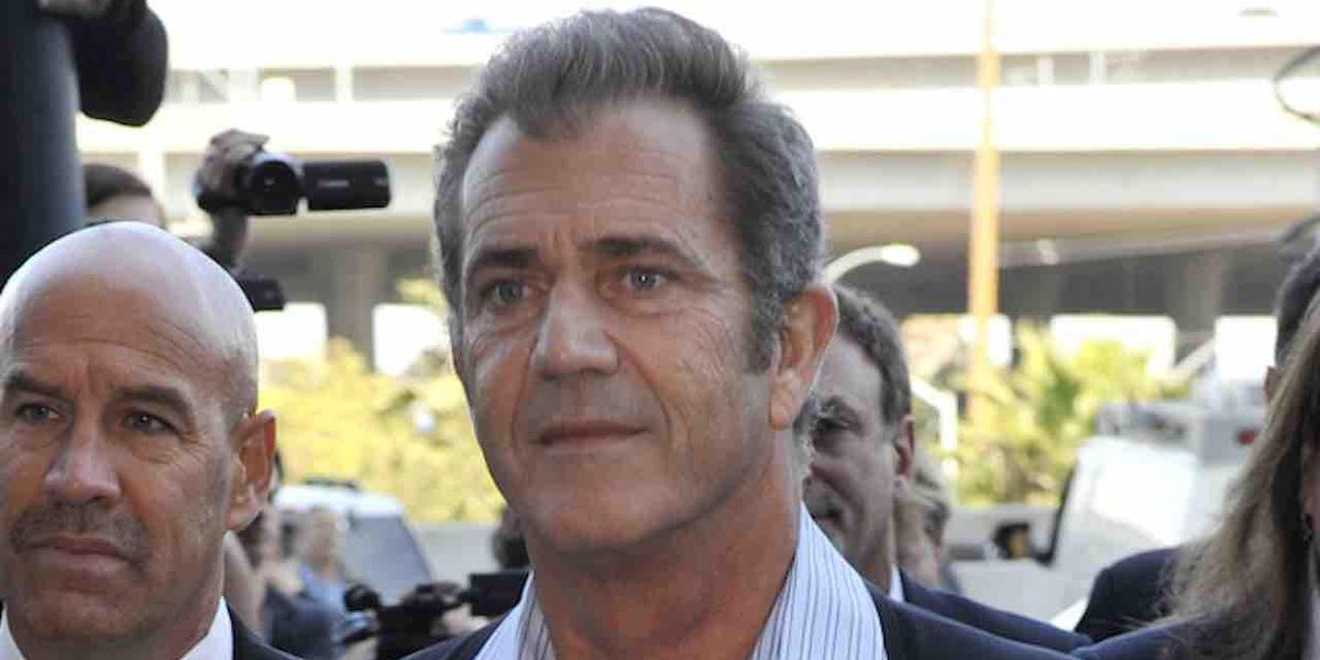 Actor urges Hollywood to 'Cancel Mel Gibson' for being a
'raging anti-Semite' — and gets a cyber spanking for dusting off
'old news,' pushing 'censorship' 1