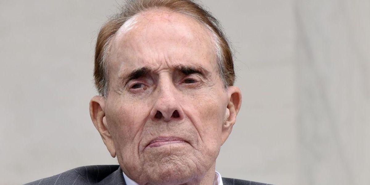 In his farewell letter, Bob Dole cracked a joke about voter
fraud in Chicago 1