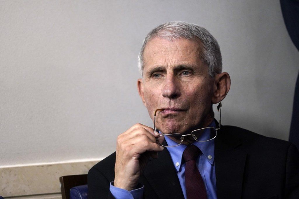 Convenient Relaxation of COVID Regulations As Midterm
Elections Approach Backed By Fauci. 1